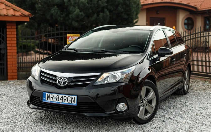 Toyota Avensis cena 47900 przebieg: 214000, rok produkcji 2014 z Radom małe 742